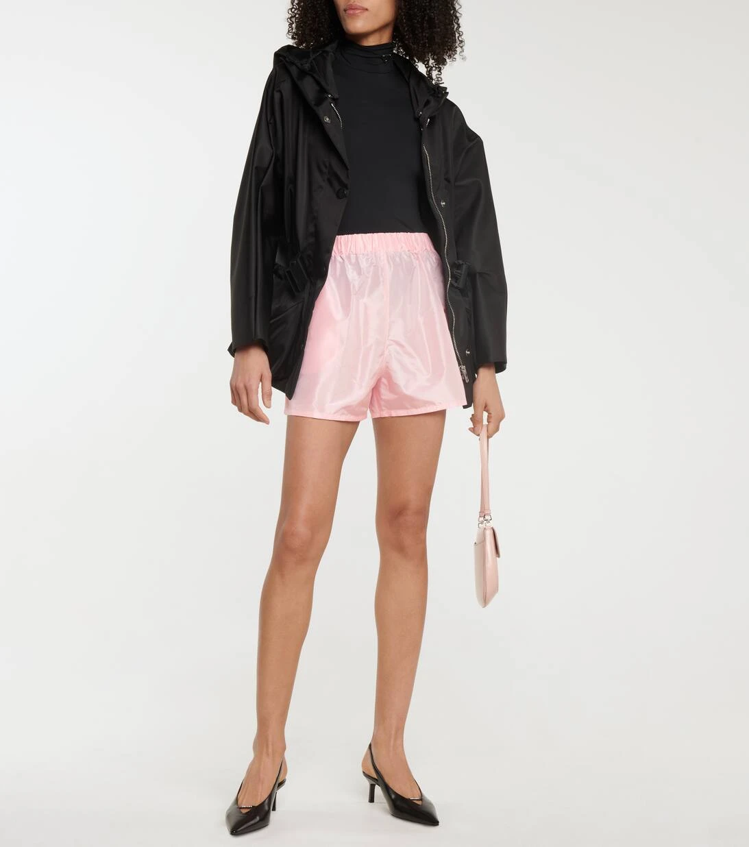 Prada Shorts Aus Seidentaft 2 Prada Shorts Aus Seidentaft – Bild 2