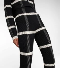 ALAIA Steghose Aus Einem Wollgemisch -LORO PIANA Verkaufsgeschäft P00700040 d1