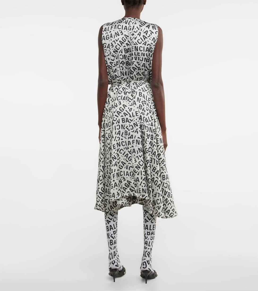 Balenciaga Bedrucktes Midikleid Aus Satin 3 Balenciaga Bedrucktes Midikleid Aus Satin – Bild 3
