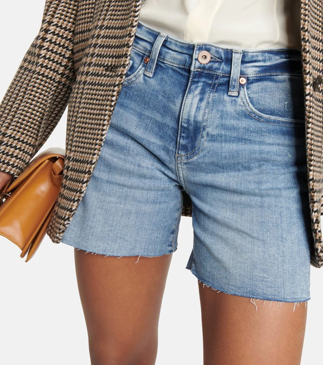 AG Jeans Mid-Rise Jeansshorts Ex-Boyfriend 4 AG Jeans Mid-Rise Jeansshorts Ex-Boyfriend – Bild 4